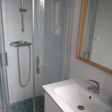 アパート T2 Bord De Avec Terrasse ポミシェ